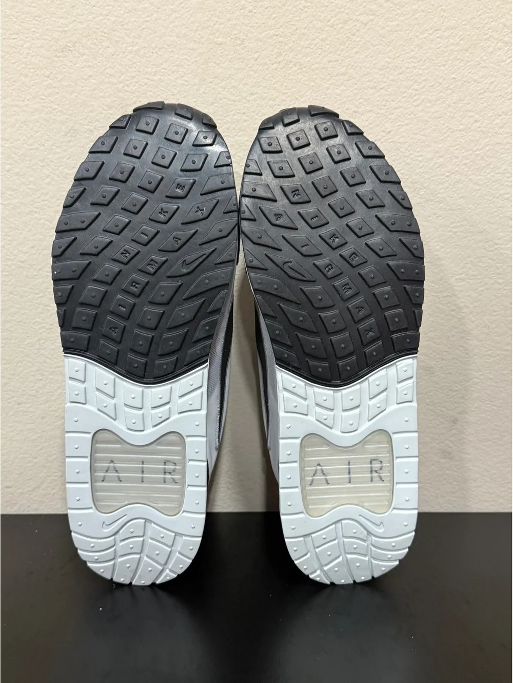 Size 8.5 - Nike Air Max Solo “Black White”